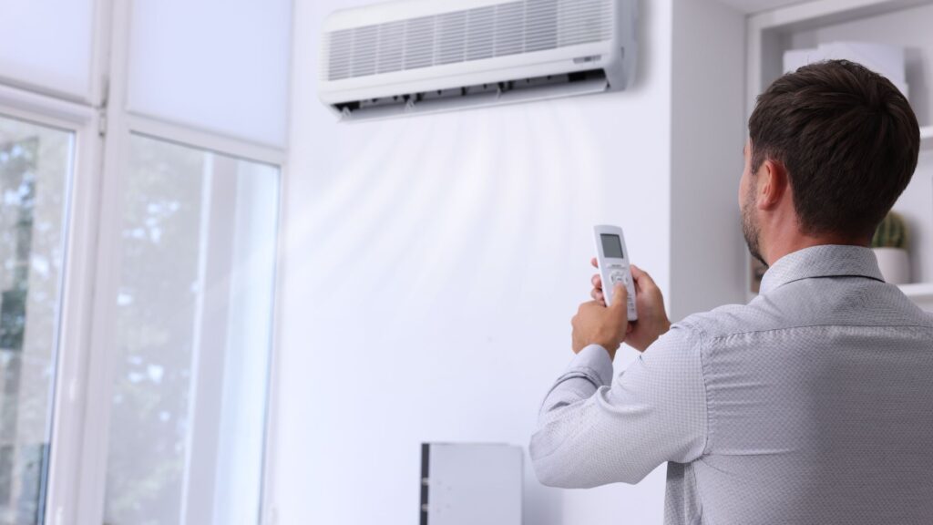 Projetar a climatização ideal para seu negócio exige estudo de carga térmica, tipo de sistema e distribuição do ar.